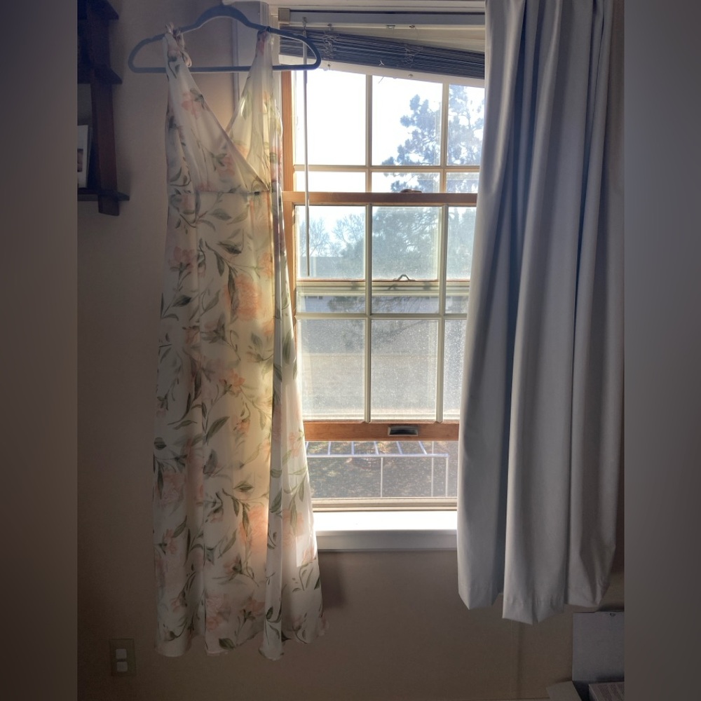 Lulu’s Floral Maxi Dress
